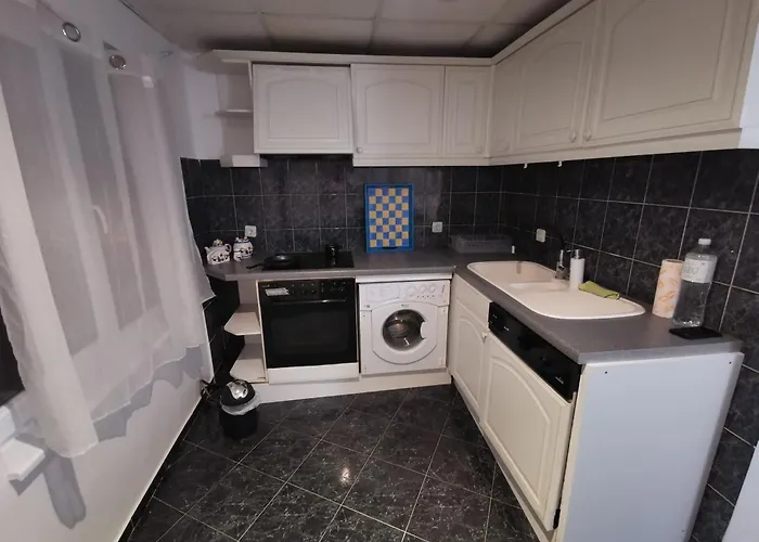 мезонет в гръцката махала Варна